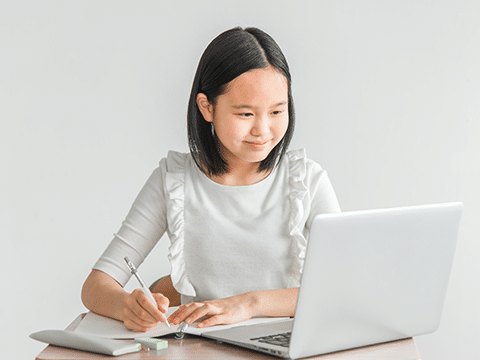 まずはここから。学びの土台を作る「入門コース」